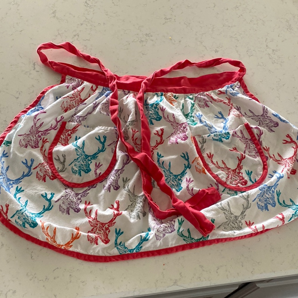Deer apron